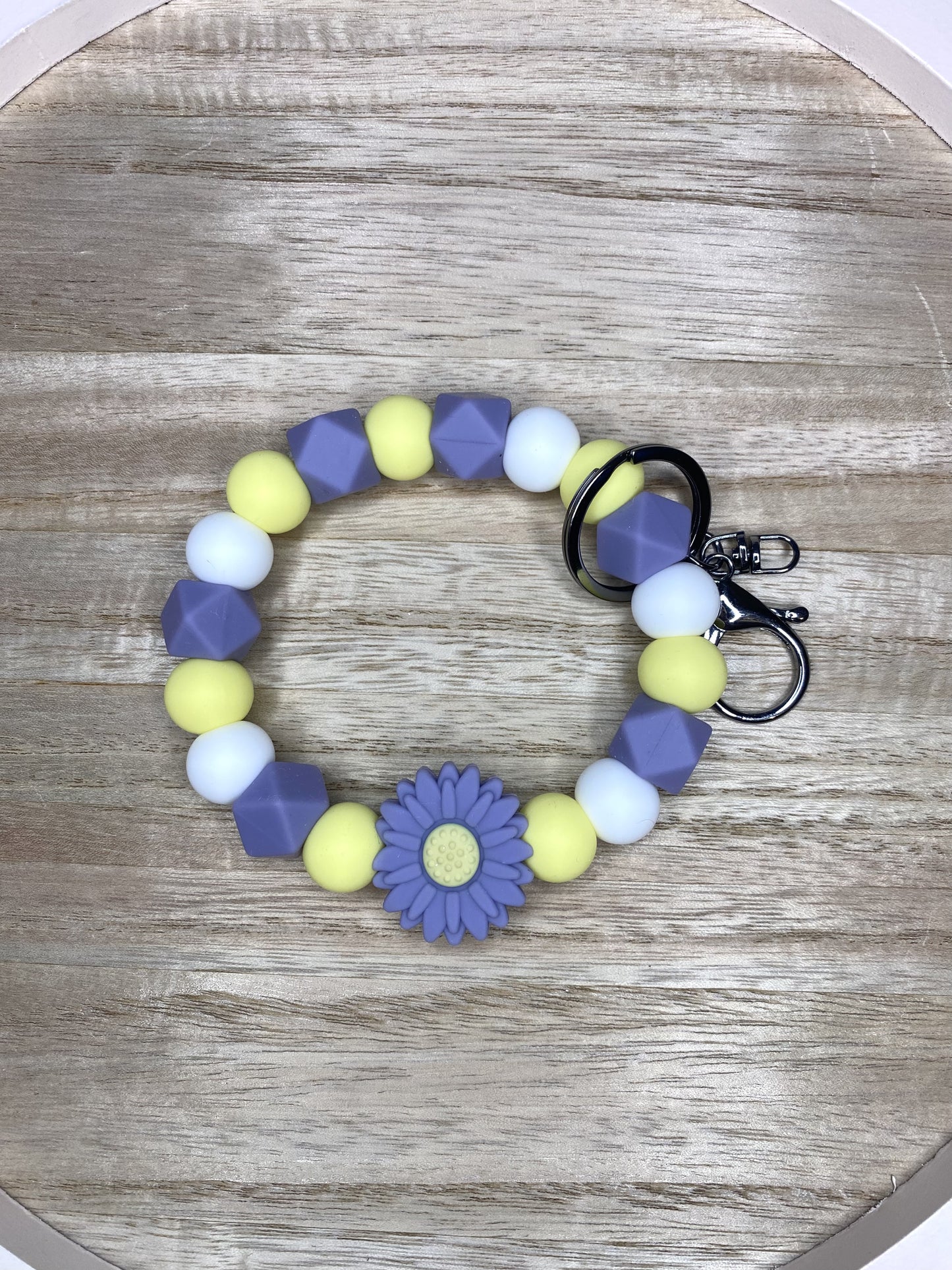 Lavender Daisy Silicone Beaded Wristlet